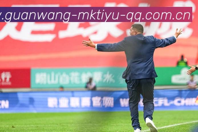 东契奇狂轰四十三分七助攻连刷纪录笑容灿烂湖人六连客五胜一负强赛场复盘-深度解析 东契奇狂轰四十三分七助攻连刷纪录笑容灿烂湖人六连客五胜一负强赛场复盘-深度解析