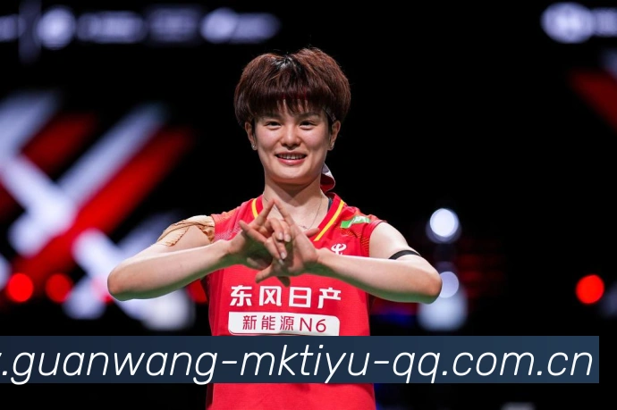 JoshAllen带你深入解析美式橄榄球明星赛场风采与精彩瞬间解析-深度解析 JoshAllen带你深入解析美式橄榄球明星赛场风采与精彩瞬间解析-深度解析